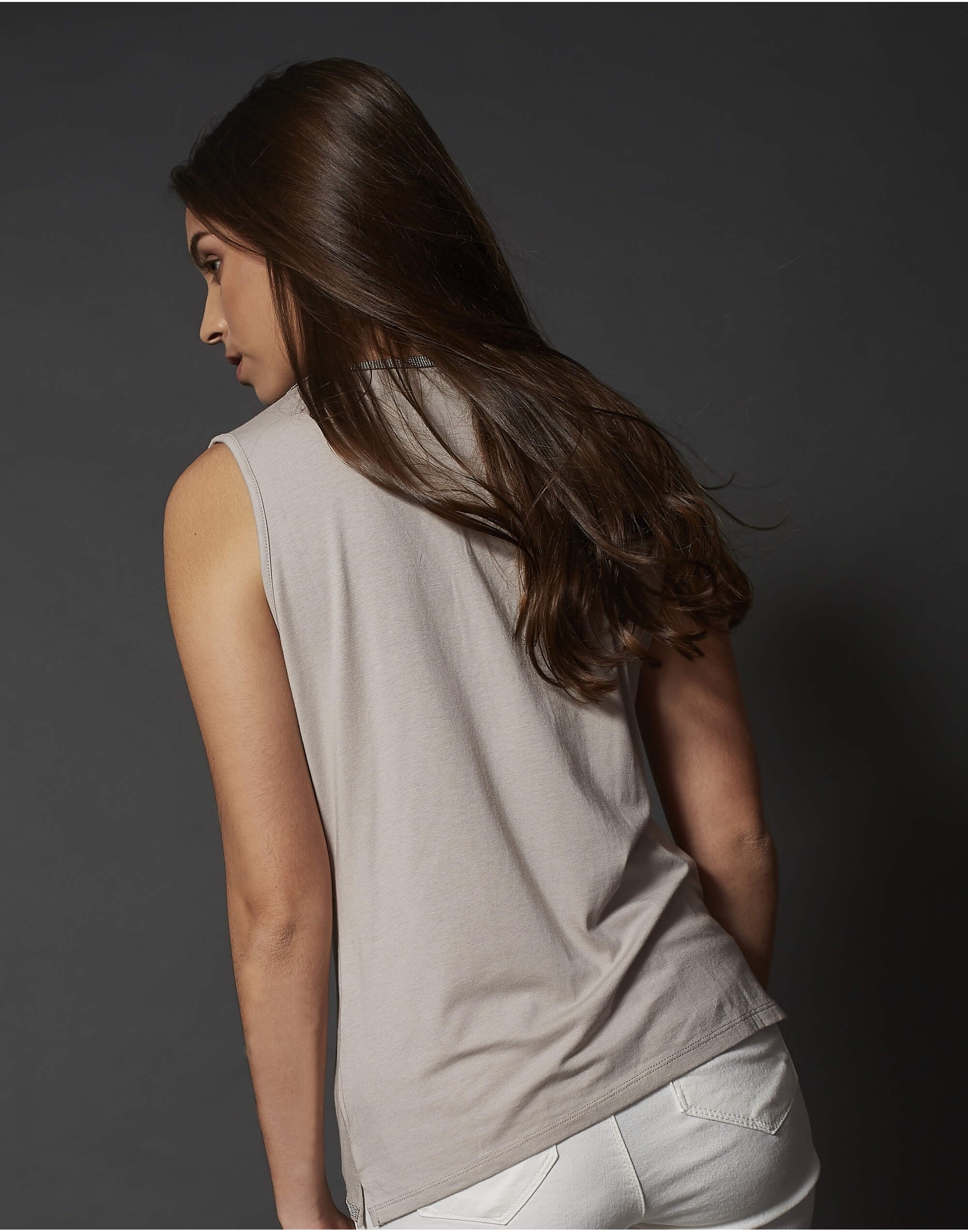 Basic V Neck sleeveless TShirt Lula Vogeli